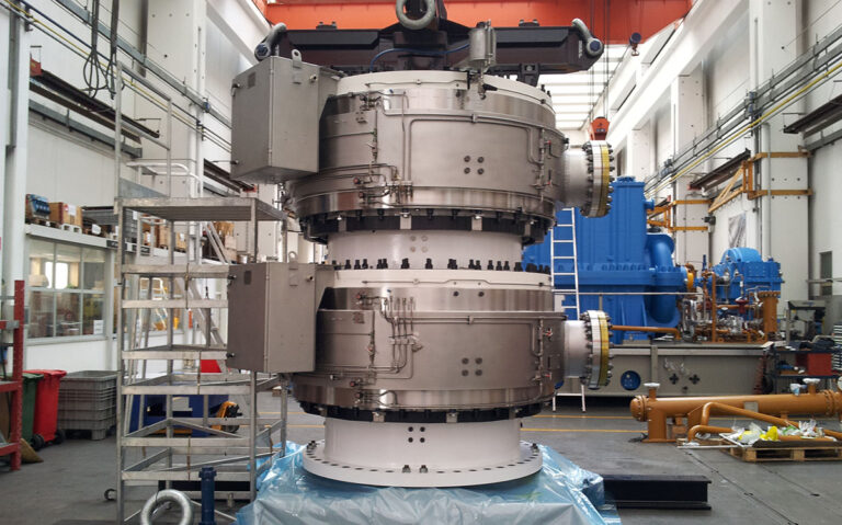 MANUTENZIONE-SWIVEL-FLUID-SWIVEL-IL-TRASFERIMENTO-DI-FLUIDI-OFFSHORE-SWIVEL-PER-SINGLE-POINT-MOORING-TURRET-De-Pretto-Industrie